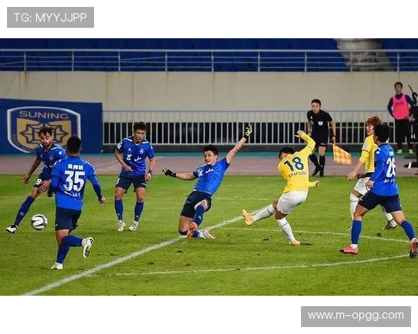 巴黎锋线三叉戟客场发力，主队防守体系迎挑战